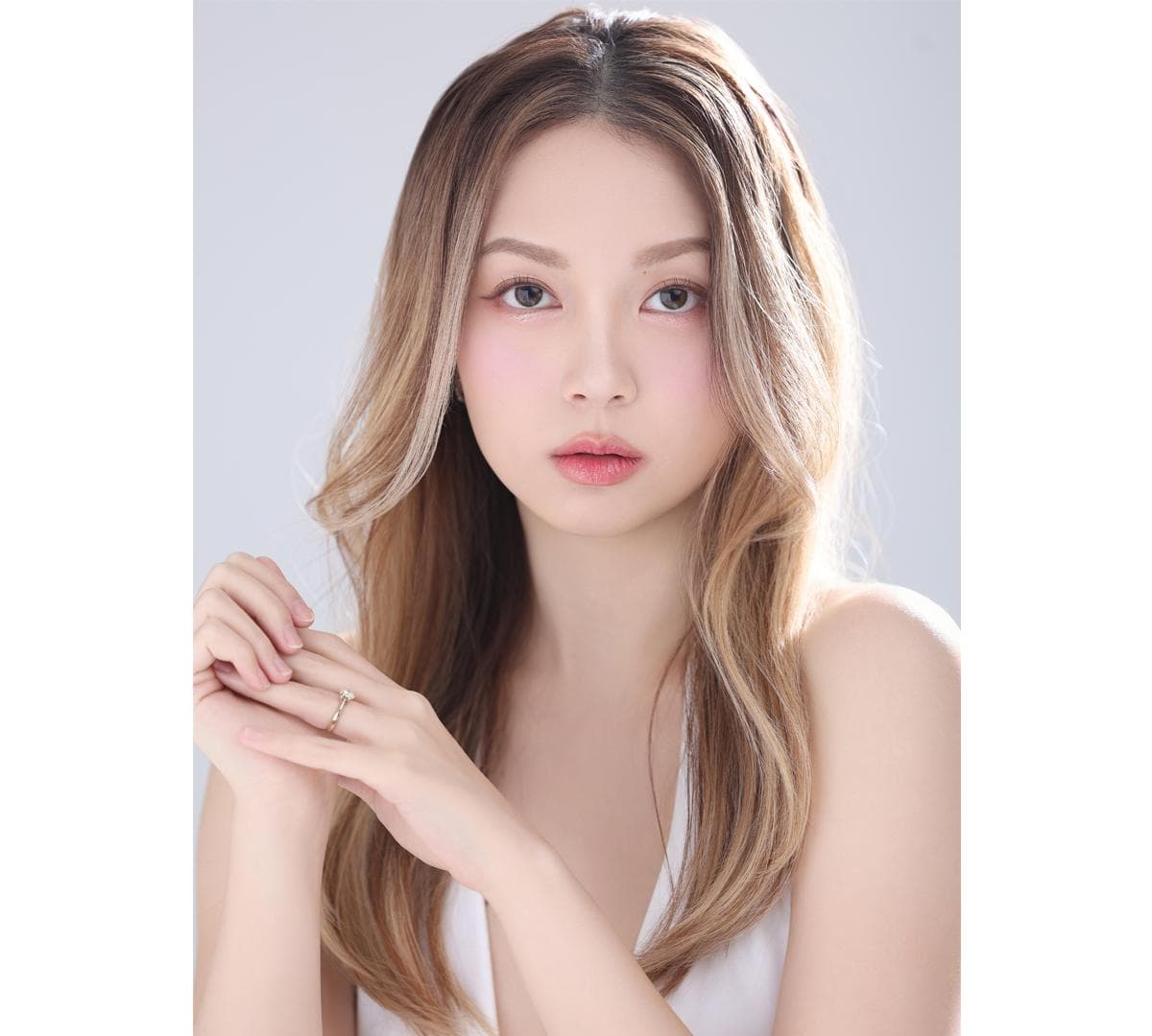 Passport Photo Seoul: Where Tourists Get One Fast