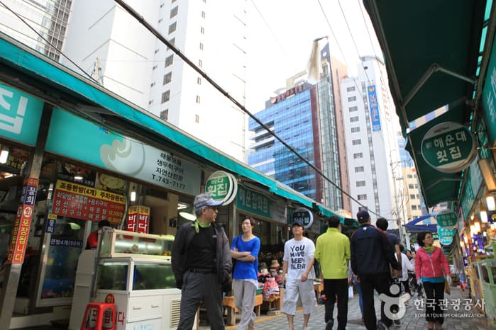 Summer in Korea: Rainy Season, Heat and How to Plan